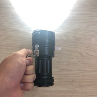 Đèn pin siêu sáng Supfire L1 5 bóng led 50w siêu khủng, 4 pin, nhôm nguyên khối –