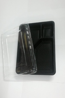 100c Hộp cơm 4 ngăn đế đen dùng 1 lần