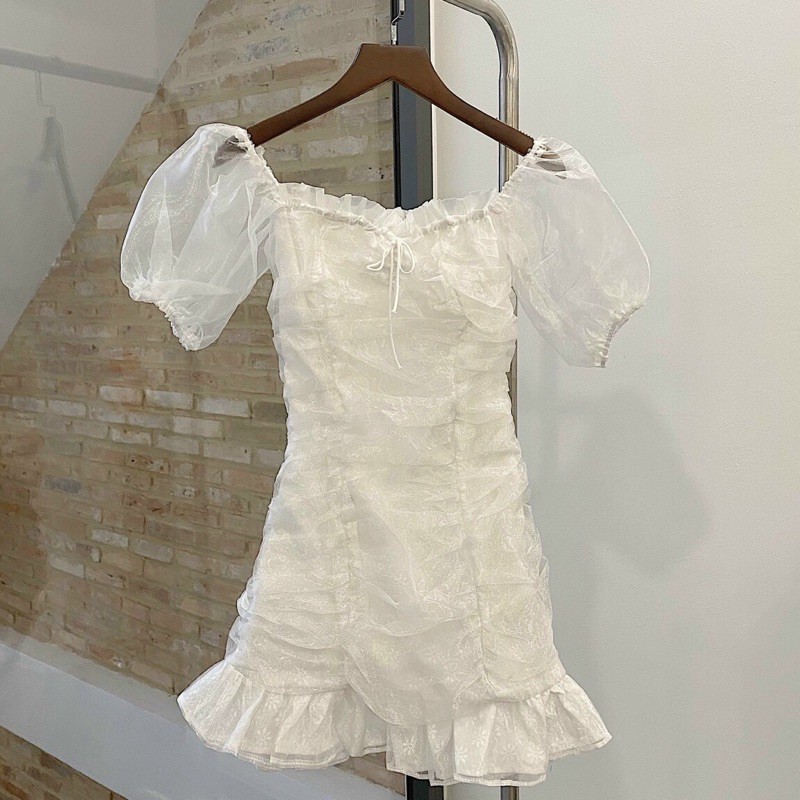 Đầm Trắng CHIC DRESS thiết kế tiểu thư búp tay bồng chất liệu vải hoa cotton & voan kiếng tone trắng nhẹ nhàng | BigBuy360 - bigbuy360.vn