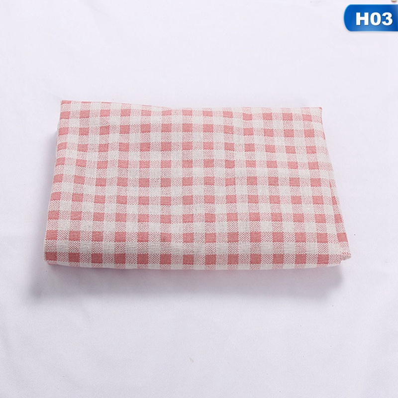 Khăn Trải Bàn Họa Tiết Ca Rô 50x50cm
