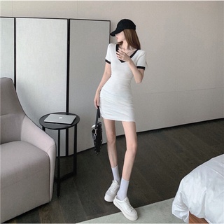 váy thun body cổ tim phối viền