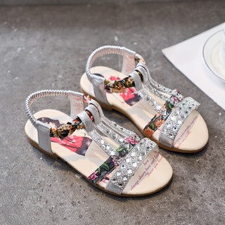 Giày sandal dễ thương cho bé gái