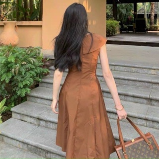 ĐẦM CỔ THUỶ THỦ CỘT NƠ (KÈM VIDEO HÌNH THẬT)
