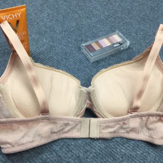 Set 2 Bra Winny (hàng đã bấm tem mác)