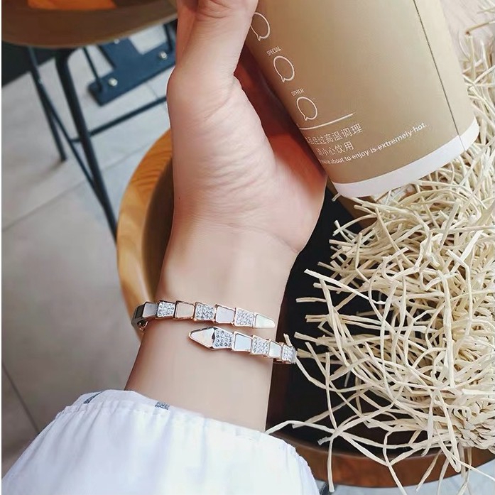 Vòng Đeo Tay Bằng Thép Không Gỉ Đính Đá Zircon Sang Trọng