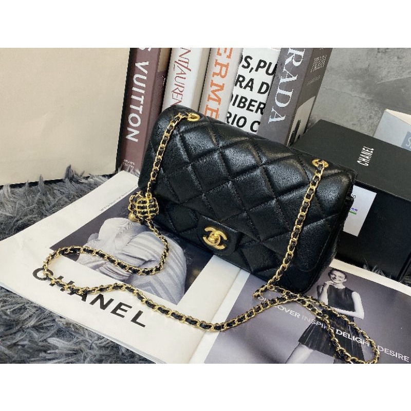 Túi xách nữ C.N classic mini charm ball sz2pcm da mịn mềm đẹp dã man fullbox vip nam châm