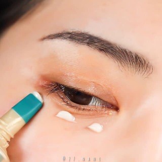 Kem dưỡng mắt ahc