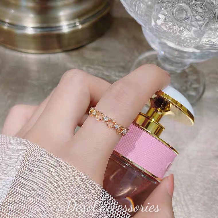 Nhẫn Mirabelle thiết kế hình tym đính đá Zircon thời trang R036 Desol.accessories