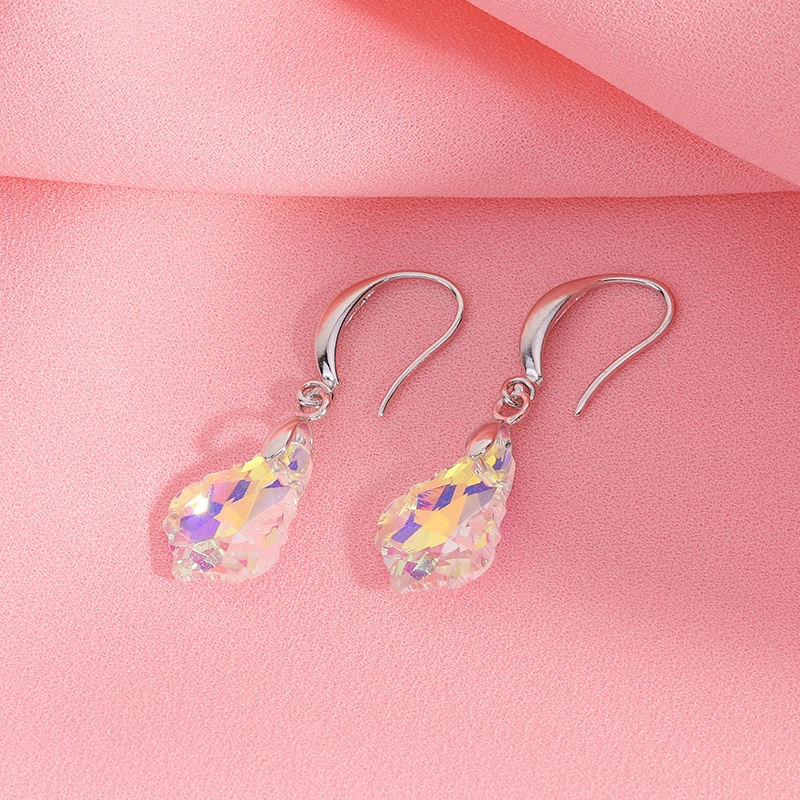 Khuyên tai Pinkdudu PD428 dáng dài hình chiếc lá đính đá pha lê thời trang đơn giản cho nữ