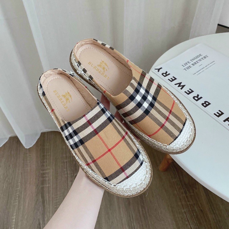 sục burberry đế kếp chống trơn