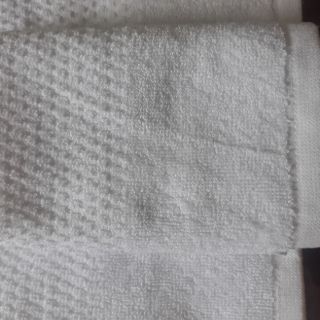 Khăn lau đầu trắng khách sạn