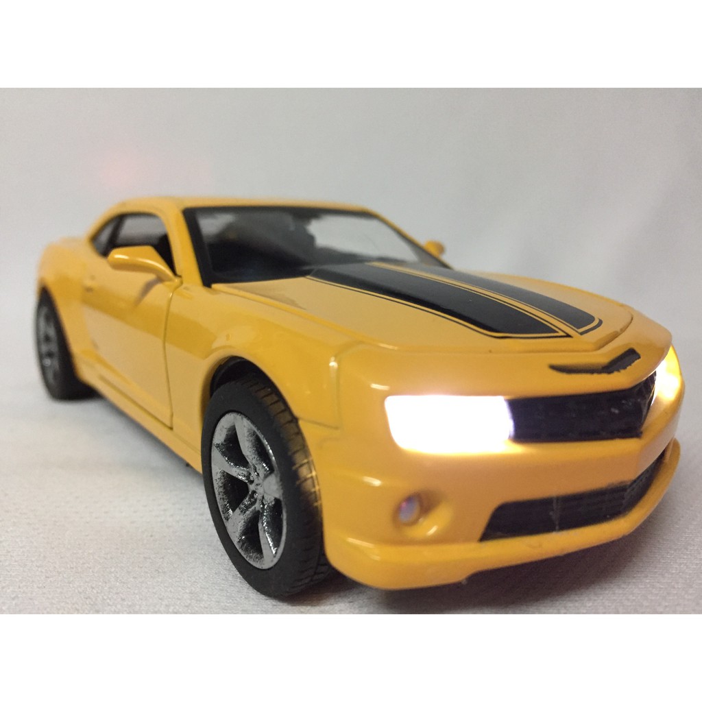 Mô hình xe Ô Tô CHEVROLET CAMARO tỷ lệ: 1:32
