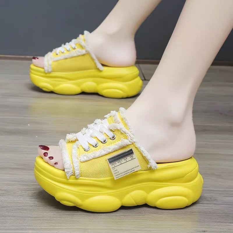 Dép xuồng đế cao buộc dây