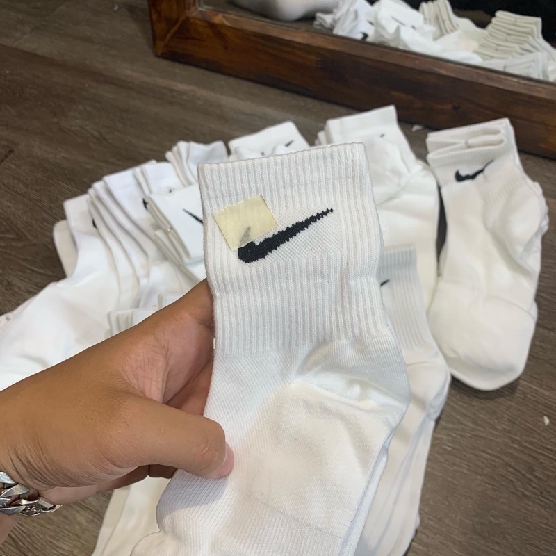 Tất thể thao cao cổ nam nữ BuiVintage, tất hàng Trung loại đẹp Bui Vintage