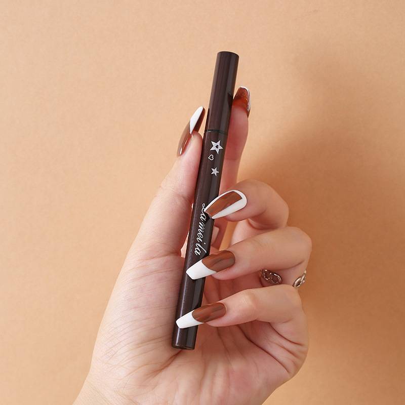 [Hàng mới về] Bút kẻ mắt nước màu đen nhanh khô chống thấm nước chống mồ hôi lâu trôi