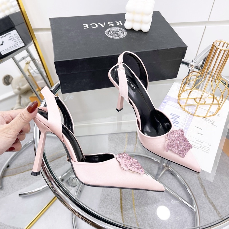 Giày cao gót versace mặt đá quai sau