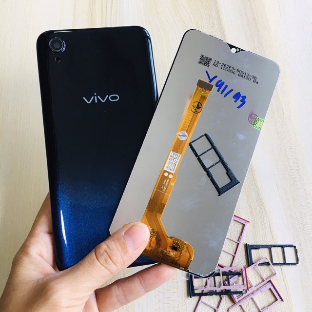 Combo Bộ Vỏ Sườn + Màn Hình Vivo Y91C Zin Hàng Cao Cấp (Tặng khay Sim)