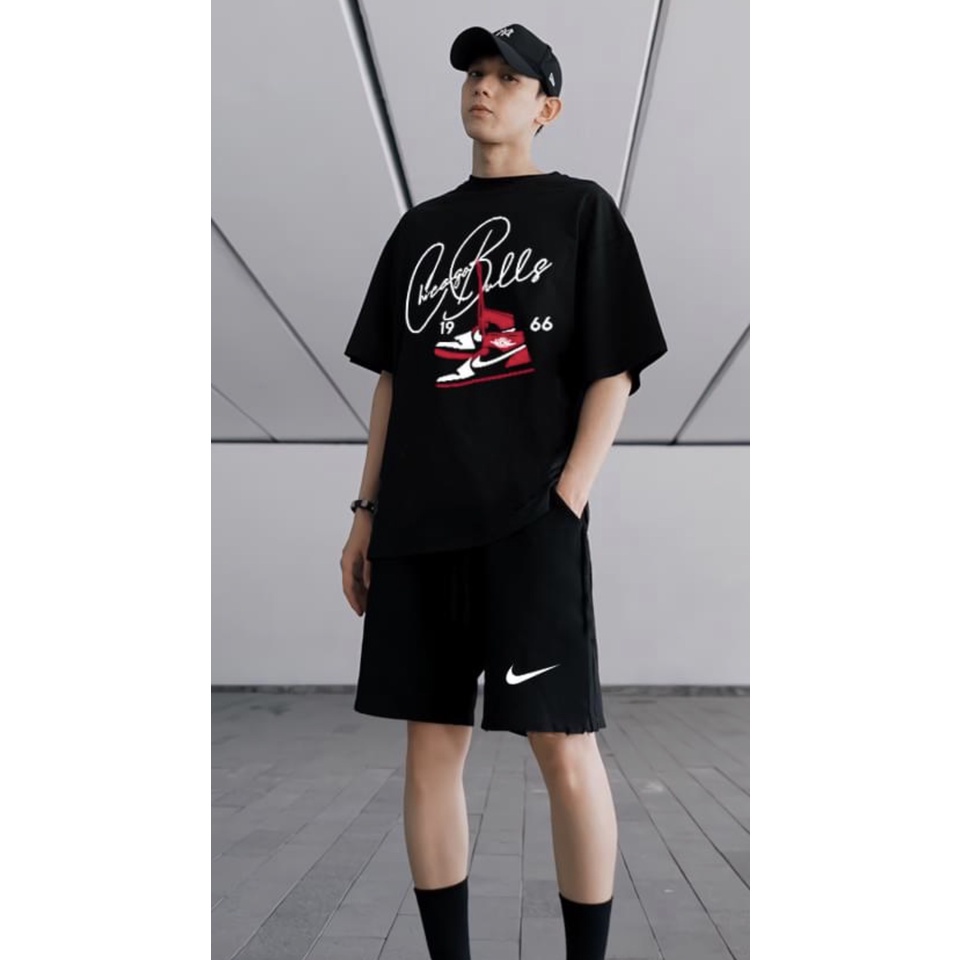 Áo Thun Unisex Chicago Bulls 🌹 FREESHIP 🌹 Áo Thun Local Brand Form Rộng Tay Lỡ Màu Trắng, Đen - SUTU