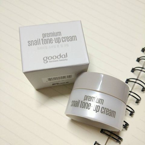 [Mini 10ml] Kem dưỡng trắng da và nâng tone da tức thì Ốc Sên Goodal Premium Snail Tone-Up Cream
