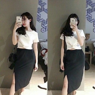 Áo croptop xoắn bụng