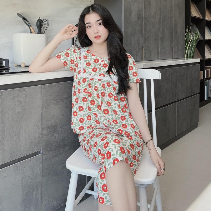 Đồ mặc nhà lửng chất vải cotton thô Hàn họa tiết hoa vàng