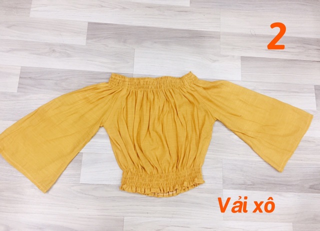 Áo trễ vai tay lở