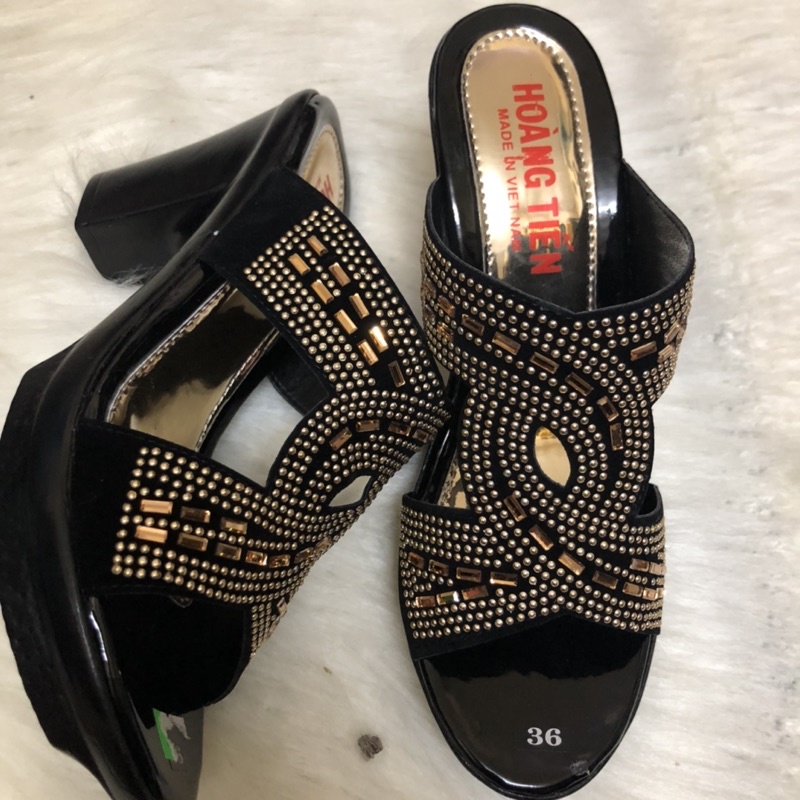 Guốc trung niên gót7p rất nhẹ