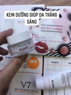 Bộ kem dưỡng trắng da V7 Tonight Light