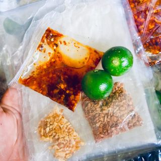 Bánh tráng sate tắc