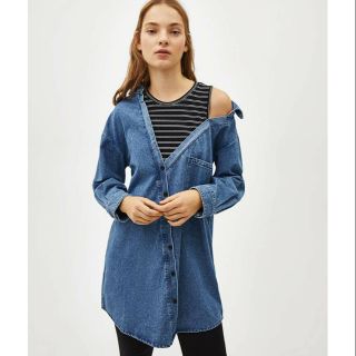 Set áo jean và thun Bershka săn sale 80% size M