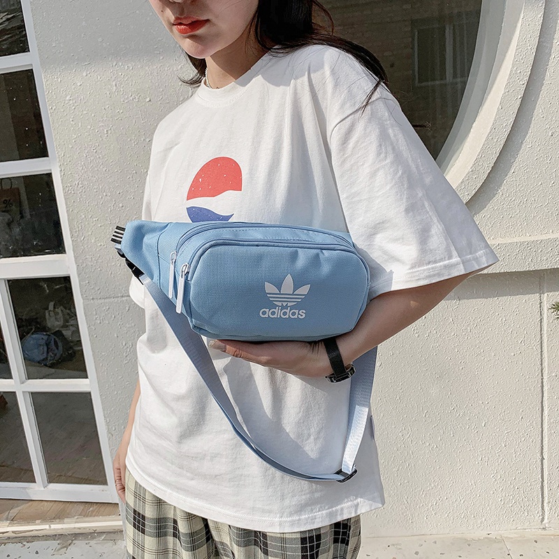 Túi đeo chéo thể thao Adidas loại nhỏ thời trang năng động cho nữ | BigBuy360 - bigbuy360.vn