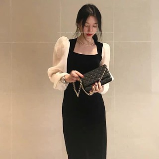 Váy thiết kế umi tơ mềm mại nữ tính màu đen cổ vuông phối tay bồng trắng Mẫu mới 2022