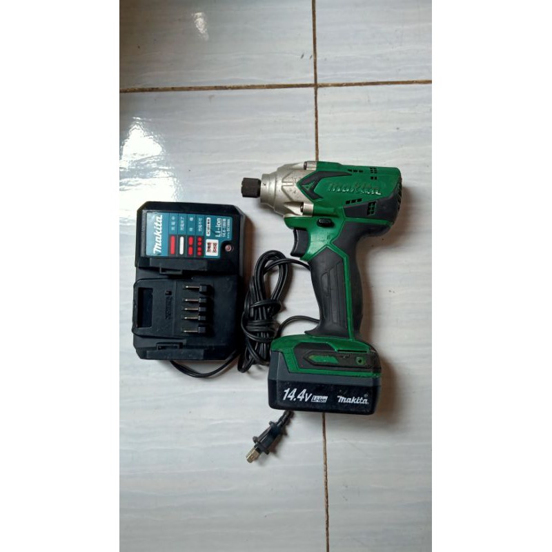 số 8: Khoản vít Makita 14,4v