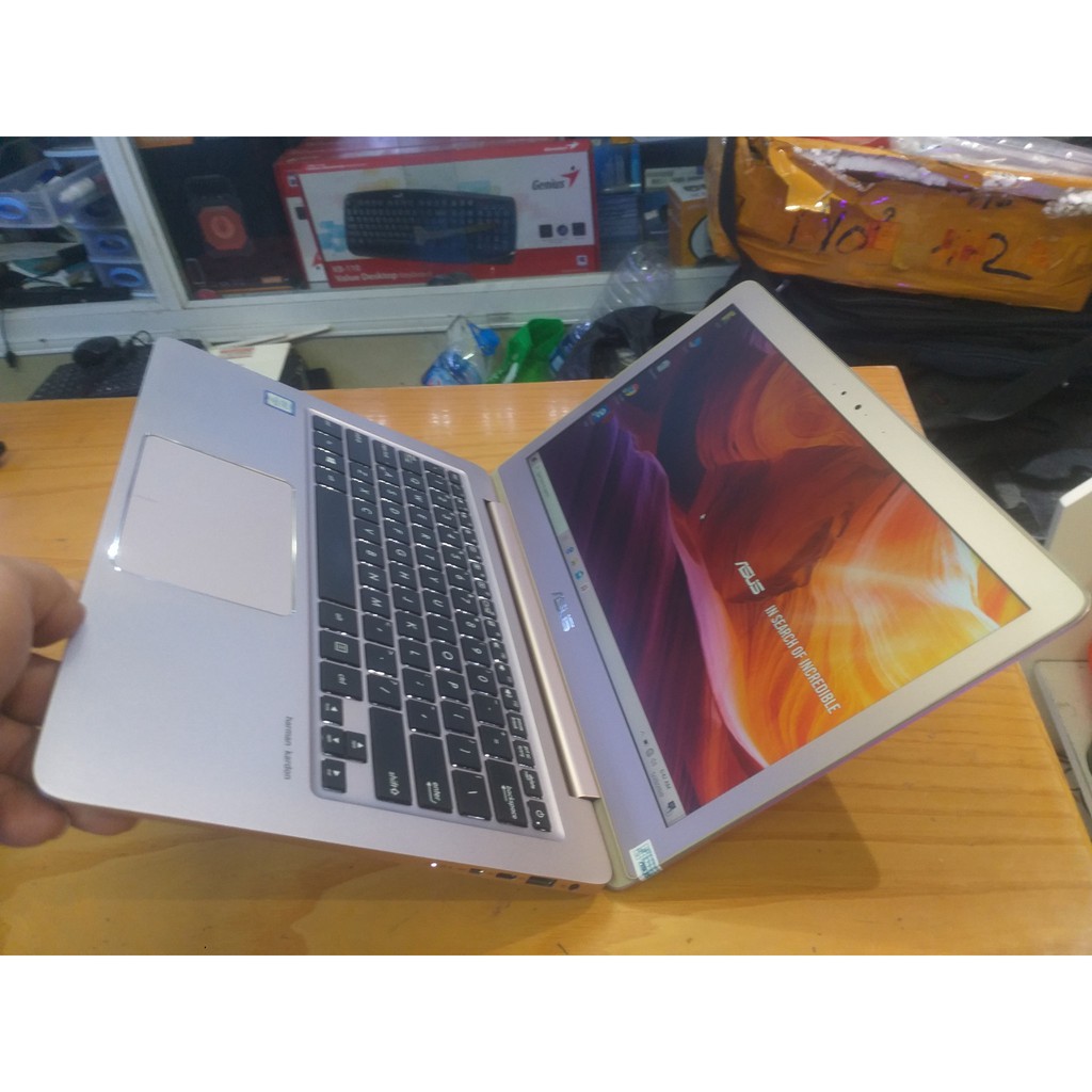 Laptop Asus Zenbook UX330UA ,Core i5 6200U / 8G / SSD 256G /Màn 13,3inh FHD | BigBuy360 - bigbuy360.vn