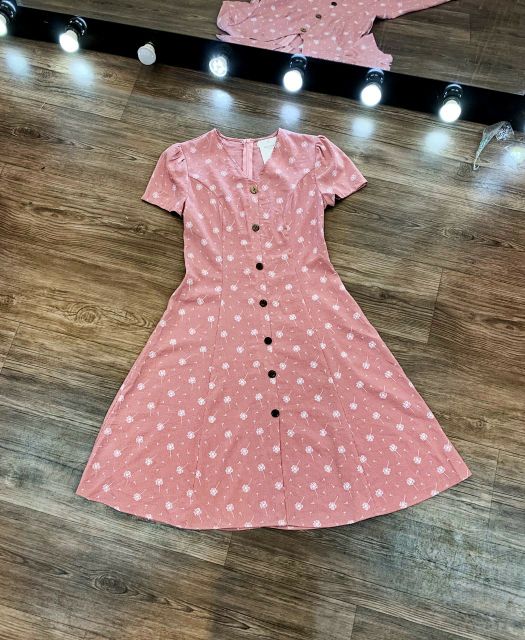 Váy tằm đũi ngắn tay hoa nhí