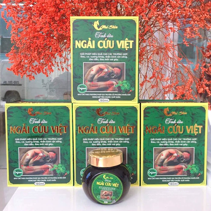 Tinh Dầu Ngải Cứu Việt – Hỗ trợ giảm đau thoái hóa khớp, tê bì chân tay, đau lưng, đau dây thần kinh mạn tính (180ml)