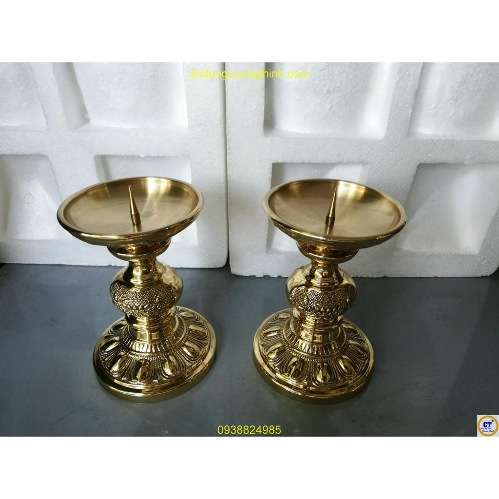 Cặp chân cắm nến sắc nét bằng đồng cao 12cm