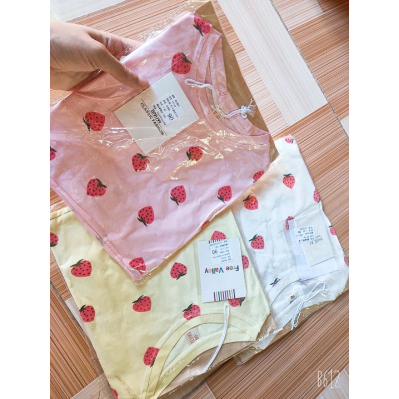 8_20kg ( có số đo áo) Bộ dâu tây bé gái HÀNG QUẢNG CHÂU_CHUẨN SHOP_ KHĂN RẰN SHOP