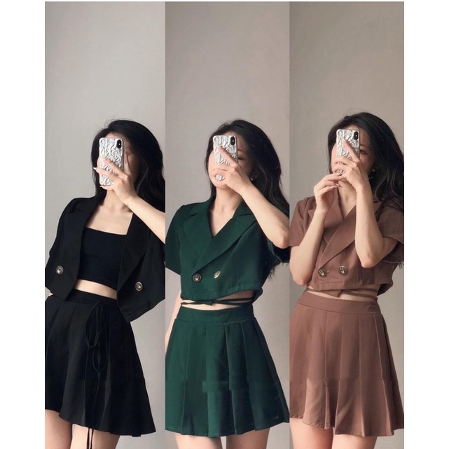 Set áo vest cộc tay kèm chân váy xếp ly dây thắt eo