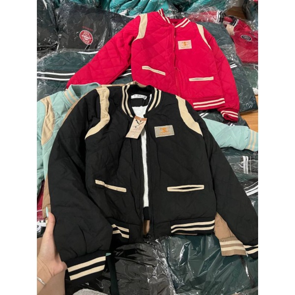 Áo phao nữ trần trám bên trong lót lông xịn sò