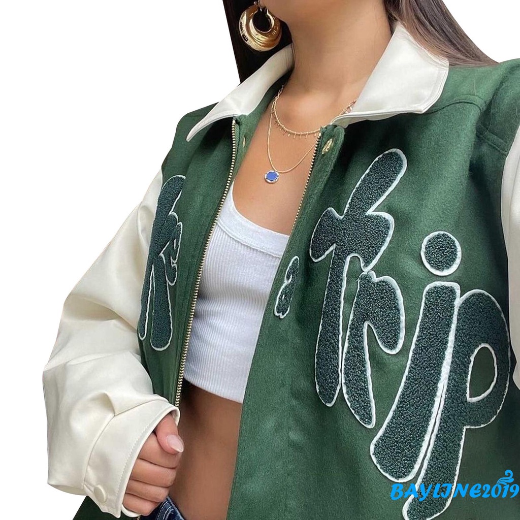 Áo khoác dáng rộng tay dài thêu chữ có khoác kéo và túi cho nữ