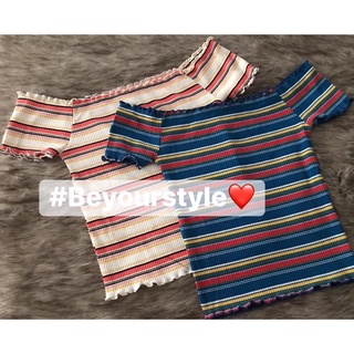 Croptop sọc Forever21 hai màu độc lạ.
