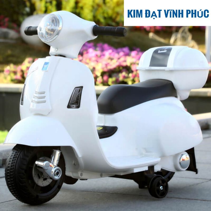 xe điện vespa cho bé , xe máy điện có chân ga và giỏ xe
