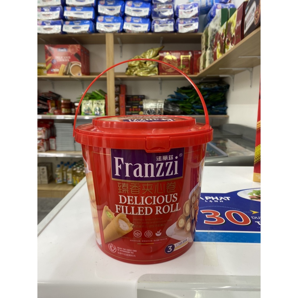 [Date 20/11/2022] Bánh ốc quế cuộn nhân kem FRANZZI Đài Loan xô 400g - Bánh quế cuộn kem thơm ngon