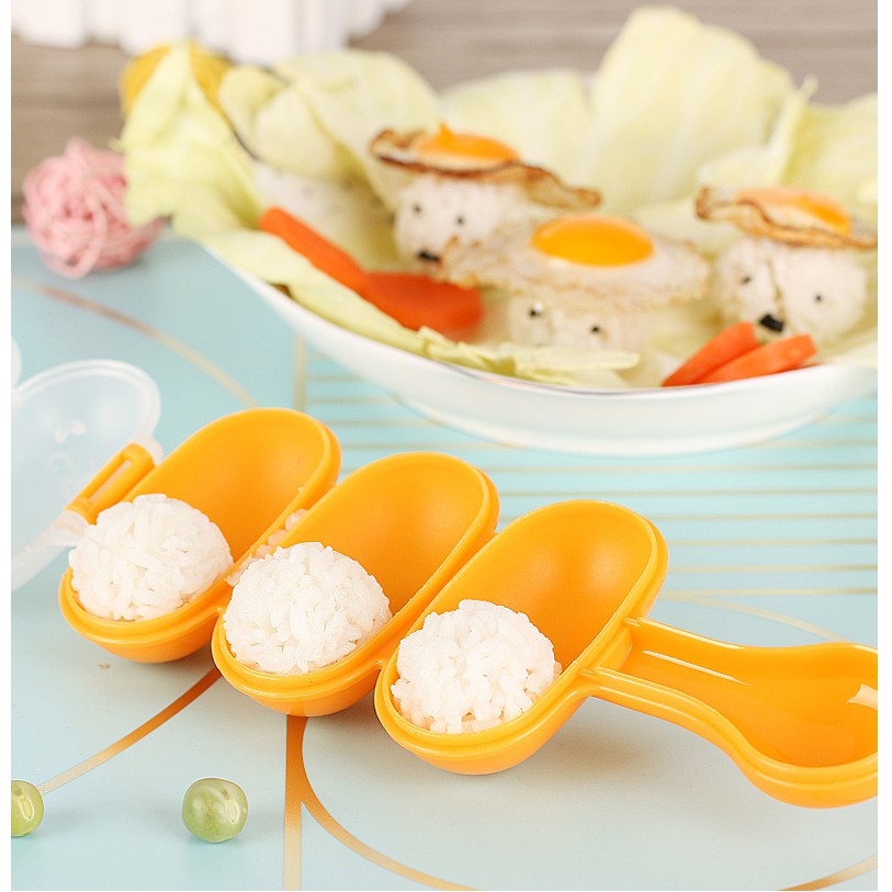Bộ khuôn lắc cơm tạo hình cơm nắm cho bé ăn dặm kèm thìa Goodbabyvn