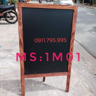 Bảng đen viết phấn 1 mặt đứng 60x110( tặng phấn)