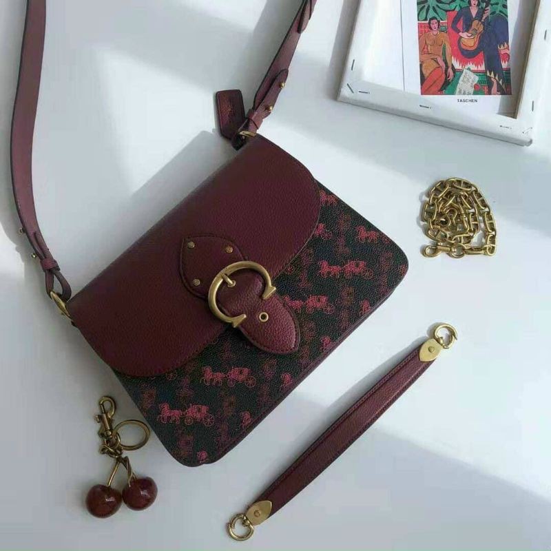 Túi Coach Beat Shoulder