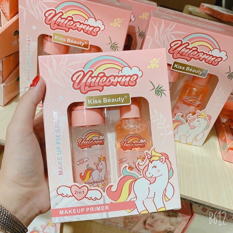 Kem lót và xịt khoáng makeup kissbeauty | BigBuy360 - bigbuy360.vn