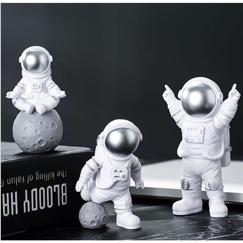 Combo 2 Bộ mô hình phi hành gia trang trí bánh kem