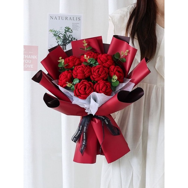 HOA LEN HANDMADE XINH XẮN🥰🥰🥰 Giá tương ứng một cành ạ.